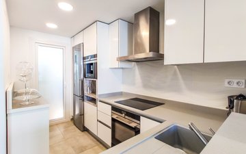 Property slide 32