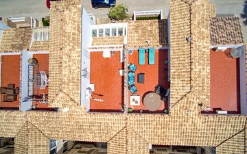 Property slide 32
