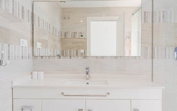Property slide 40