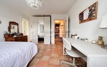 Property slide 36