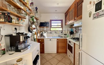 Property slide 15