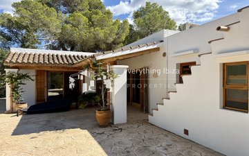 Property slide 16