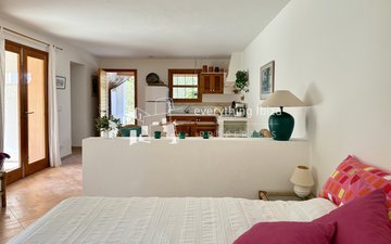 Property slide 30
