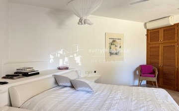 Property slide 35