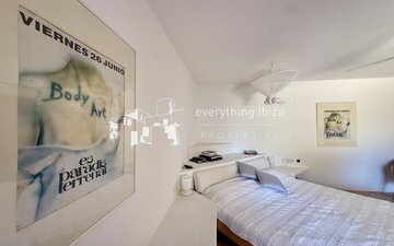 Property slide 36