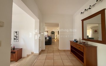 Property slide 17