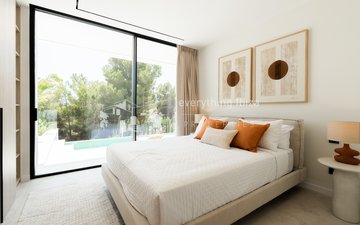 Property slide 21