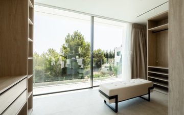 Property slide 34