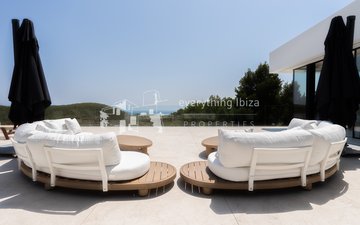 Property slide 40