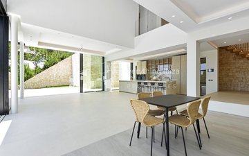 Property slide 4