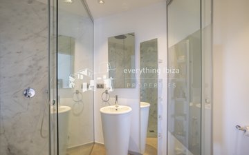 Property slide 35
