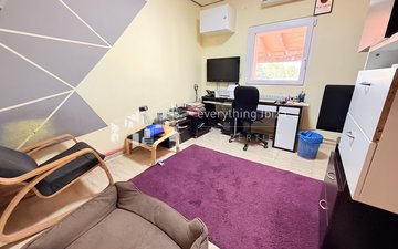 Property slide 15
