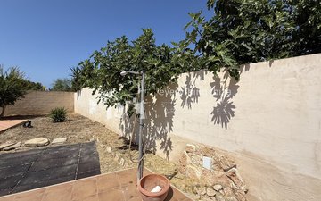 Property slide 20