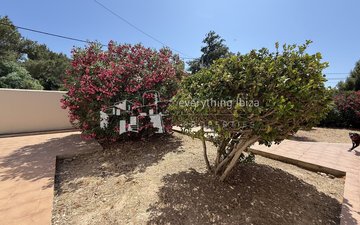 Property slide 21
