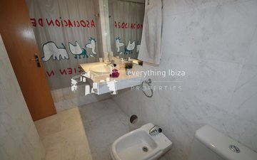 Property slide 14