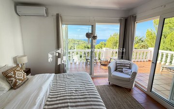 Property slide 21