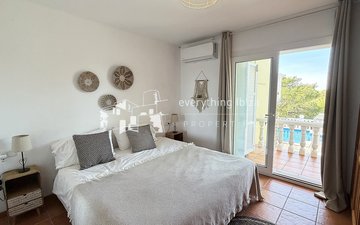 Property slide 26