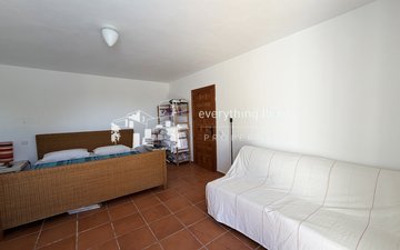 Property slide 33
