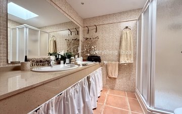 Property slide 27