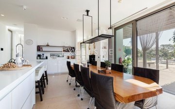 Property slide 20