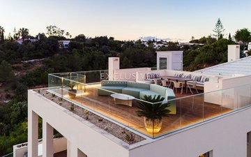 Property slide 20