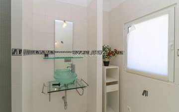 Property slide 22