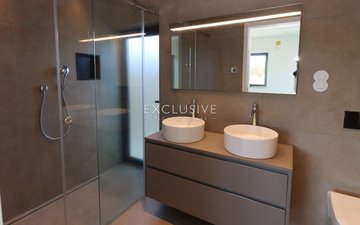 Property slide 21