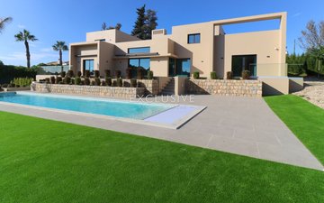 Property slide 28