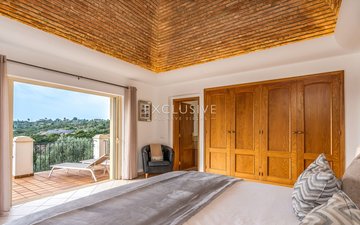 Property slide 22