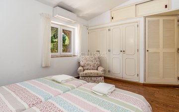 Property slide 15