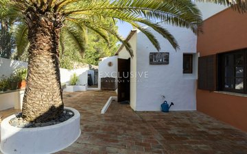 Property slide 25