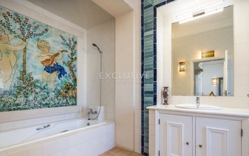 Property slide 14
