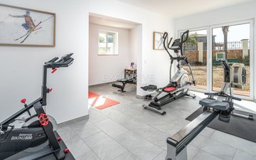 Property slide 31