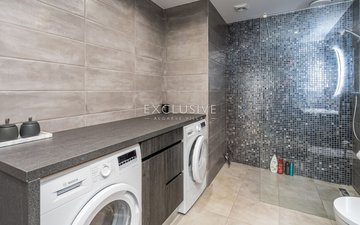 Property slide 40