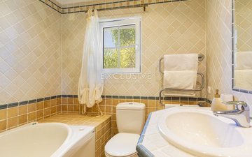 Property slide 18