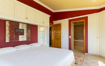 Property slide 14