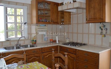 Property slide 23