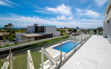 Property slide 20