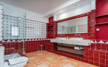 Property slide 17