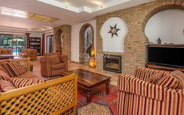 Property slide 25