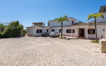Property slide 44