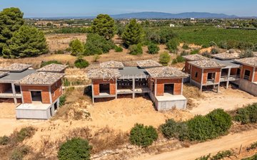 Property slide 23