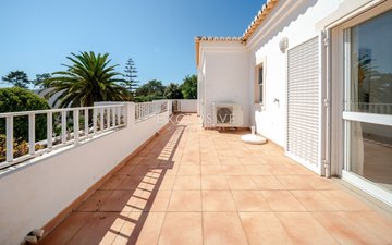 Property slide 22