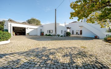 Property slide 17