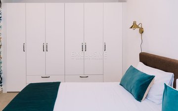 Property slide 22