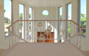 Property slide 20