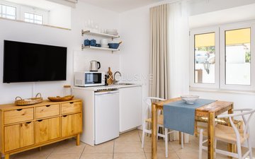 Property slide 18