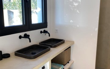 Property slide 25