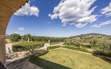 Property slide 30