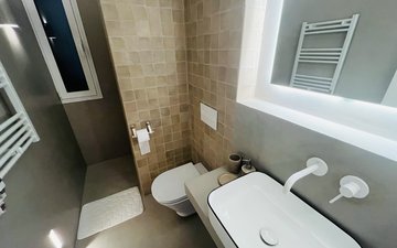Property slide 20